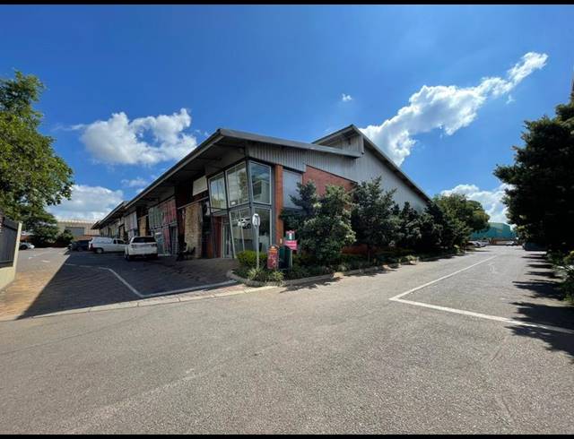 INDUSTRIAL PROPERTY TO RENT IN HENNOPSPARK